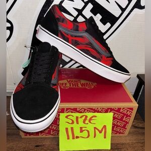 Vans Comfycush Old Skool size 11.5 Men’s 13.0 Women’s